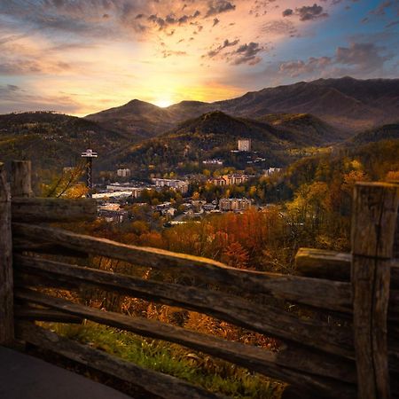 Mountain Lake Lodge, Hot Tub, Theater Room, 1089 Free Tickets Each Paid Day, Dollywood And More เซอเวียร์วีล ภายนอก รูปภาพ