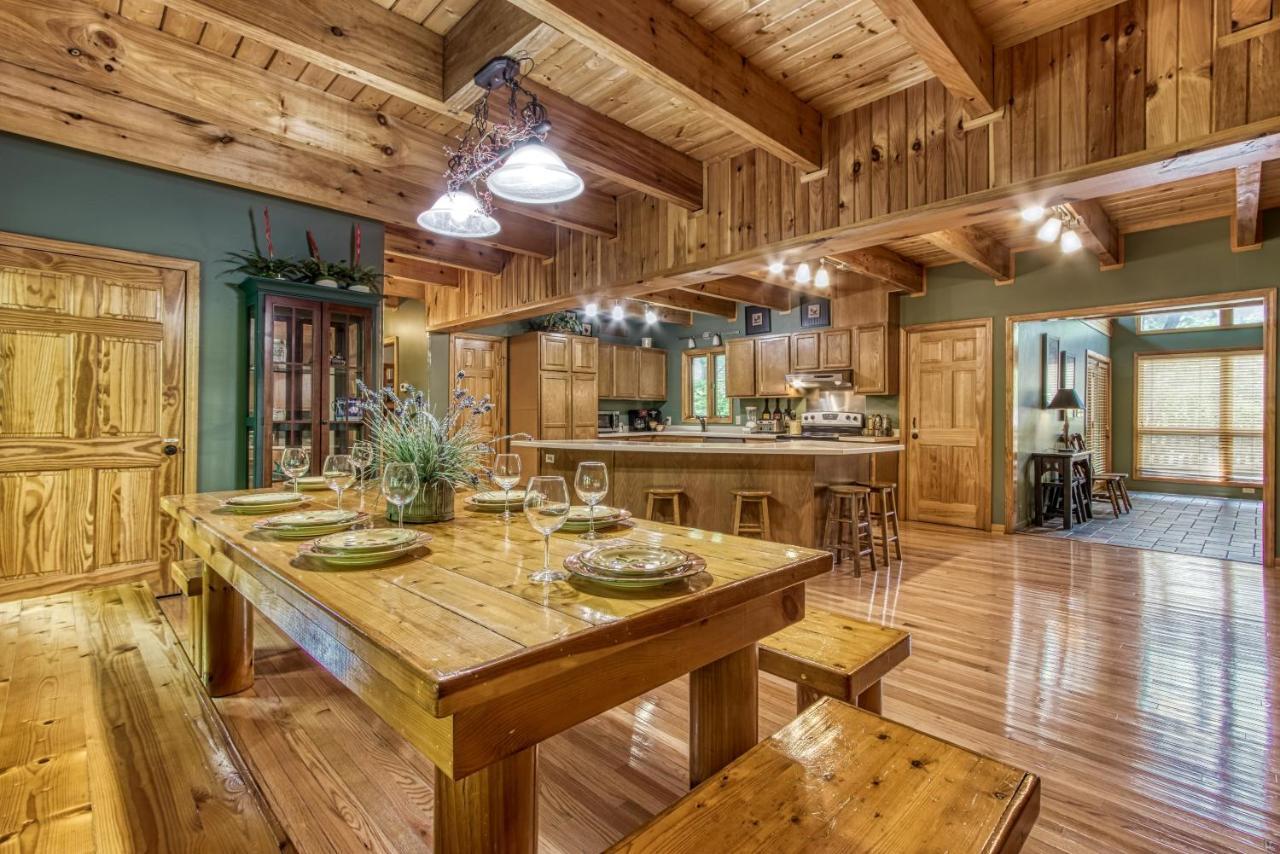Mountain Lake Lodge, Hot Tub, Theater Room, 1089 Free Tickets Each Paid Day, Dollywood And More เซอเวียร์วีล ภายนอก รูปภาพ