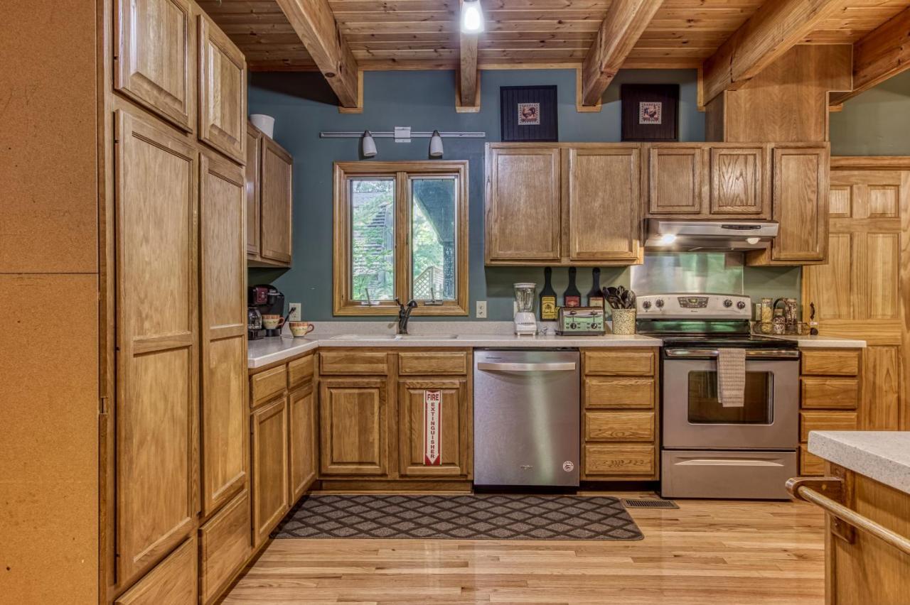Mountain Lake Lodge, Hot Tub, Theater Room, 1089 Free Tickets Each Paid Day, Dollywood And More เซอเวียร์วีล ภายนอก รูปภาพ