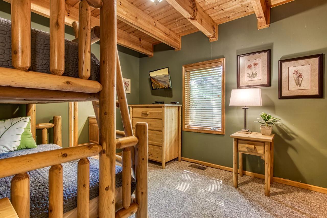 Mountain Lake Lodge, Hot Tub, Theater Room, 1089 Free Tickets Each Paid Day, Dollywood And More เซอเวียร์วีล ภายนอก รูปภาพ