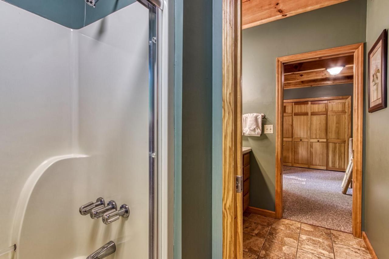 Mountain Lake Lodge, Hot Tub, Theater Room, 1089 Free Tickets Each Paid Day, Dollywood And More เซอเวียร์วีล ภายนอก รูปภาพ