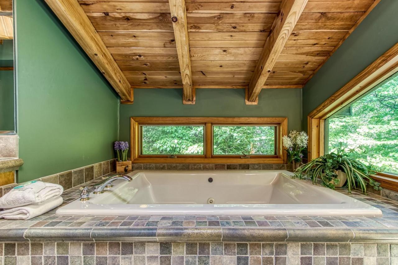Mountain Lake Lodge, Hot Tub, Theater Room, 1089 Free Tickets Each Paid Day, Dollywood And More เซอเวียร์วีล ภายนอก รูปภาพ