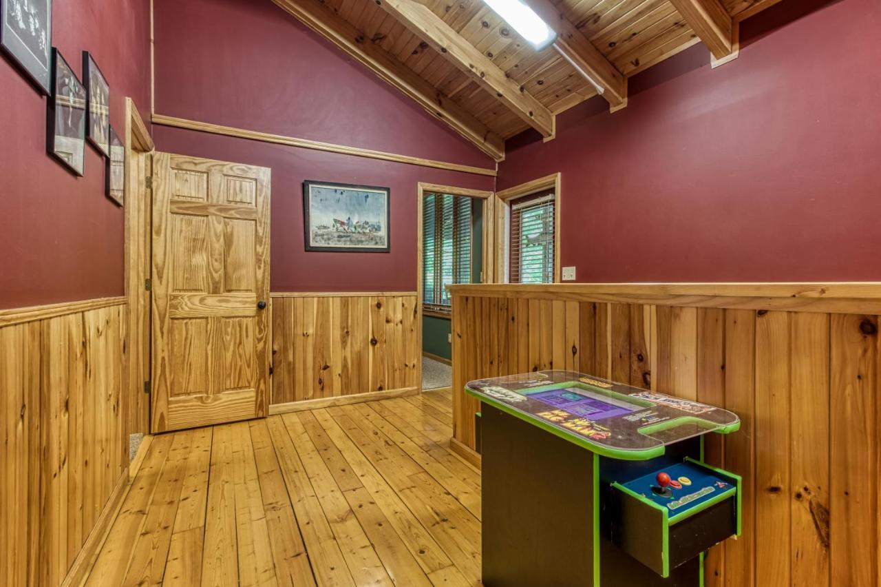 Mountain Lake Lodge, Hot Tub, Theater Room, 1089 Free Tickets Each Paid Day, Dollywood And More เซอเวียร์วีล ภายนอก รูปภาพ