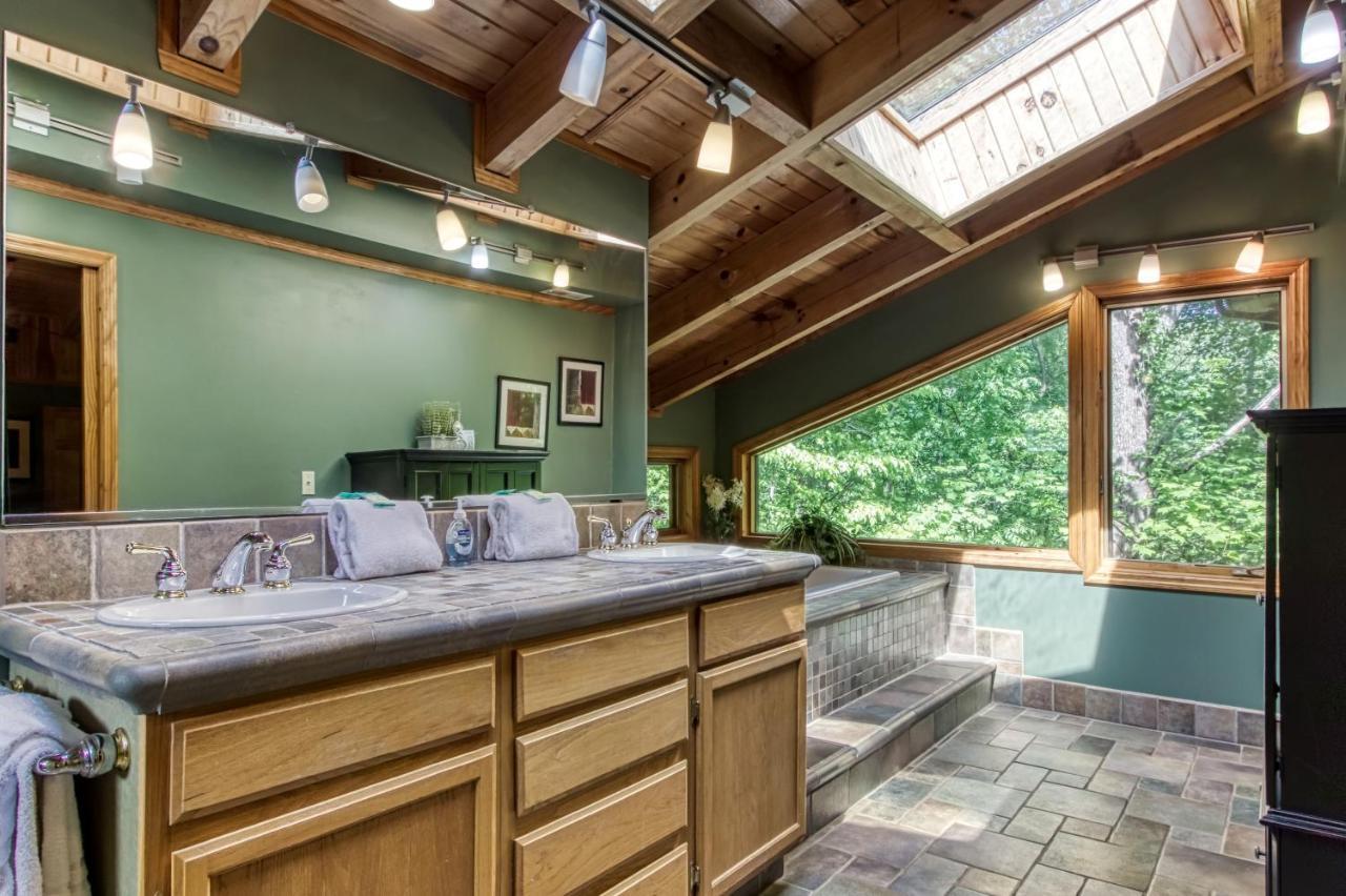Mountain Lake Lodge, Hot Tub, Theater Room, 1089 Free Tickets Each Paid Day, Dollywood And More เซอเวียร์วีล ภายนอก รูปภาพ