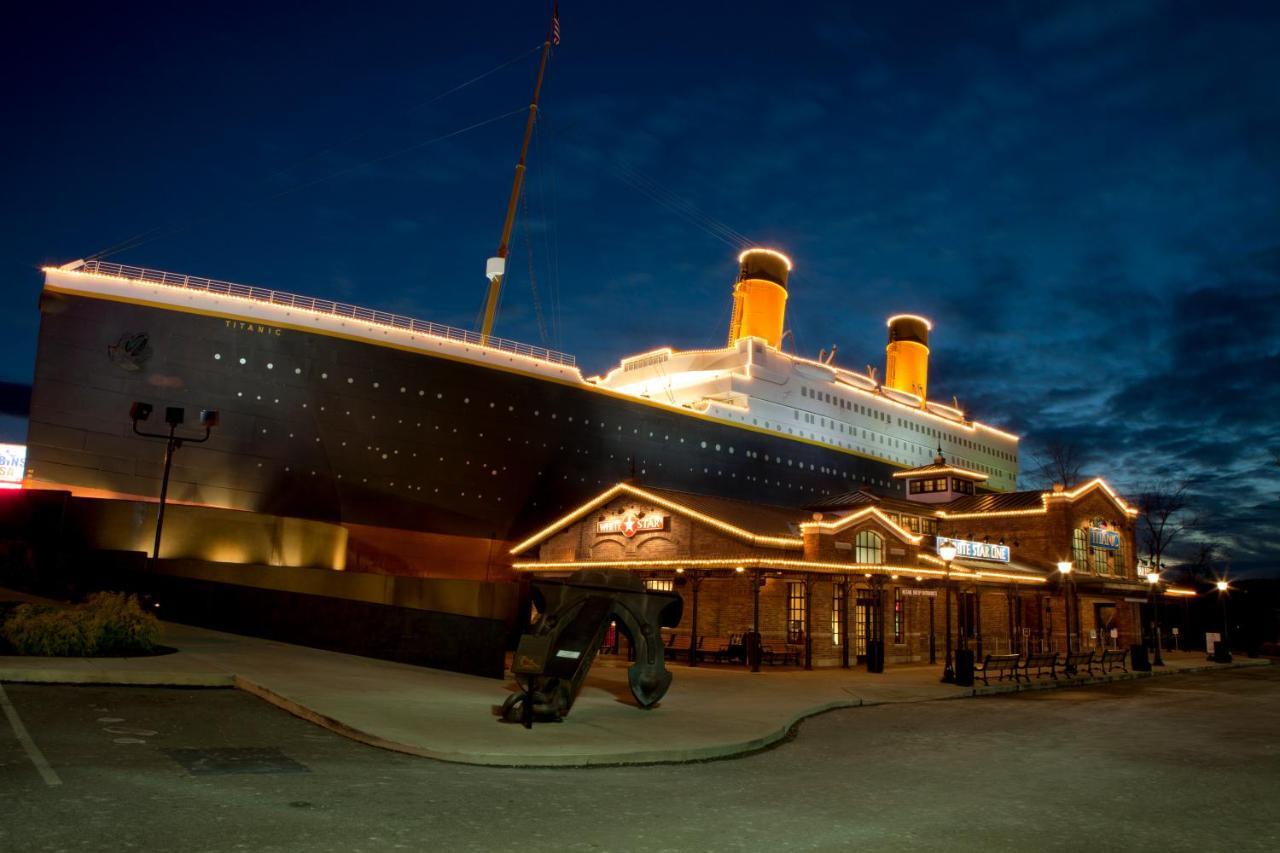 Mountain Lake Lodge, Hot Tub, Theater Room, 1089 Free Tickets Each Paid Day, Dollywood And More เซอเวียร์วีล ภายนอก รูปภาพ