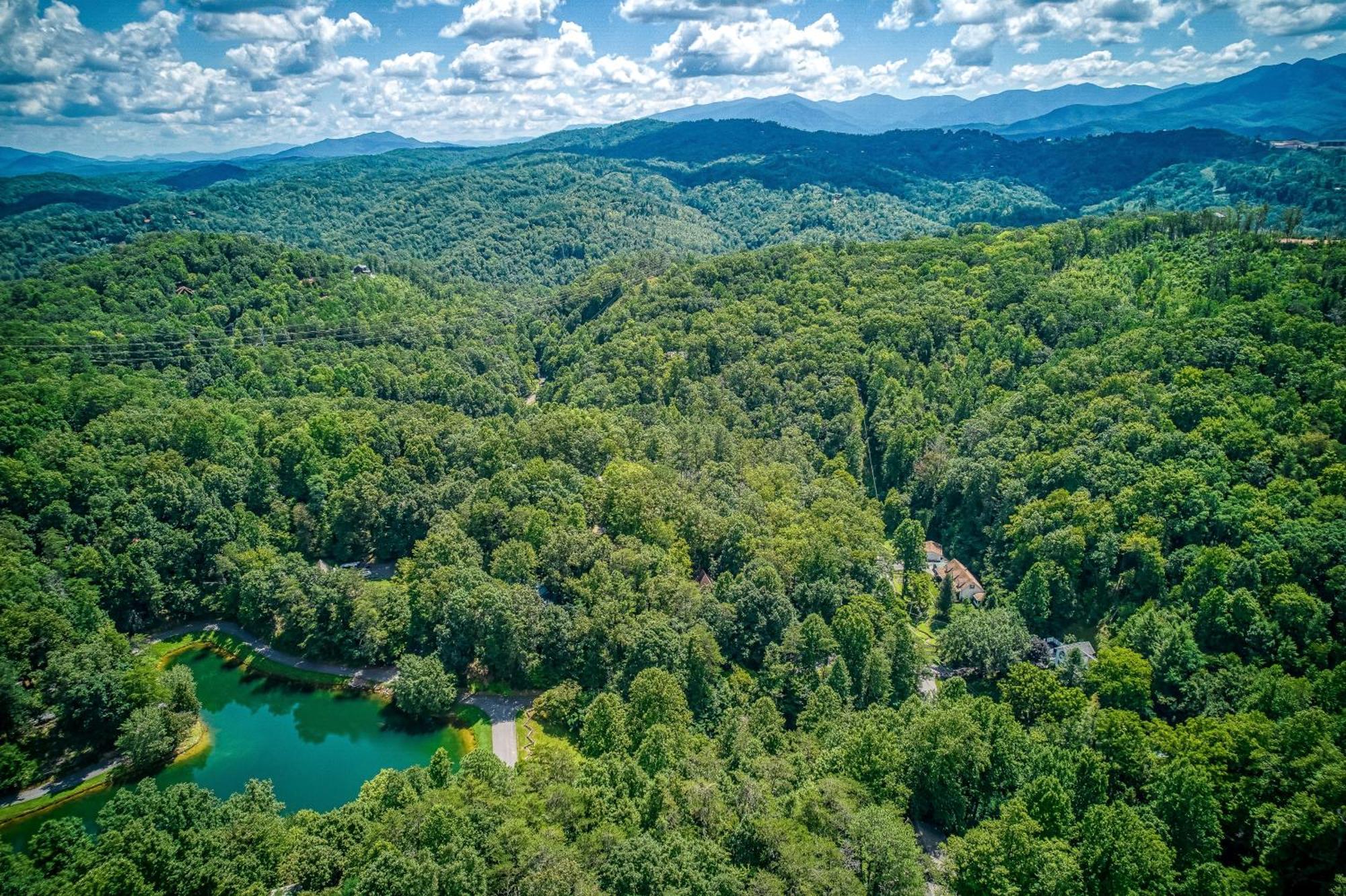 Mountain Lake Lodge, Hot Tub, Theater Room, 1089 Free Tickets Each Paid Day, Dollywood And More เซอเวียร์วีล ภายนอก รูปภาพ